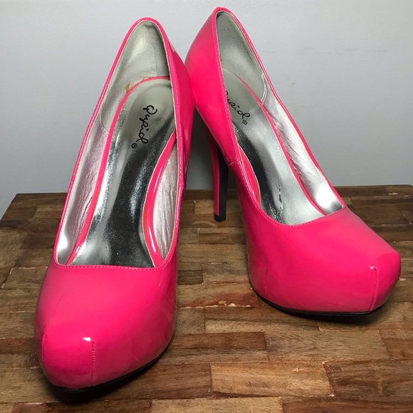 Neon Hot Pink Qupid pumps platform heels Stilettos - Picture 1 of 8
